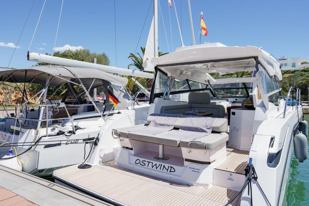 Motoryacht 