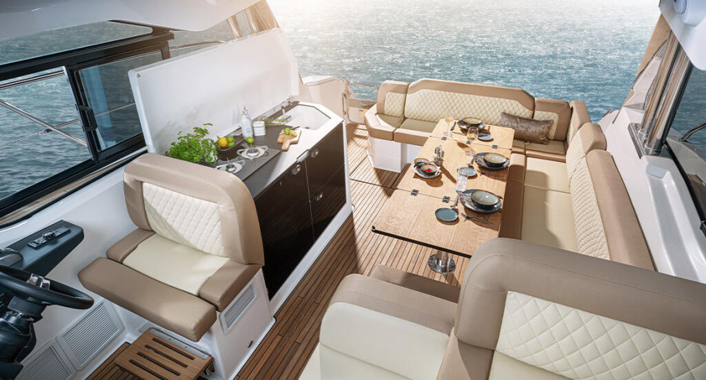 Motoryacht 