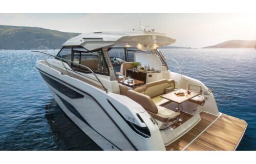 Motoryacht 