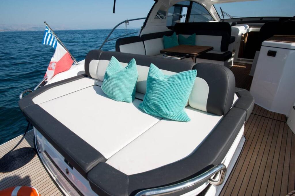 Motoryacht 