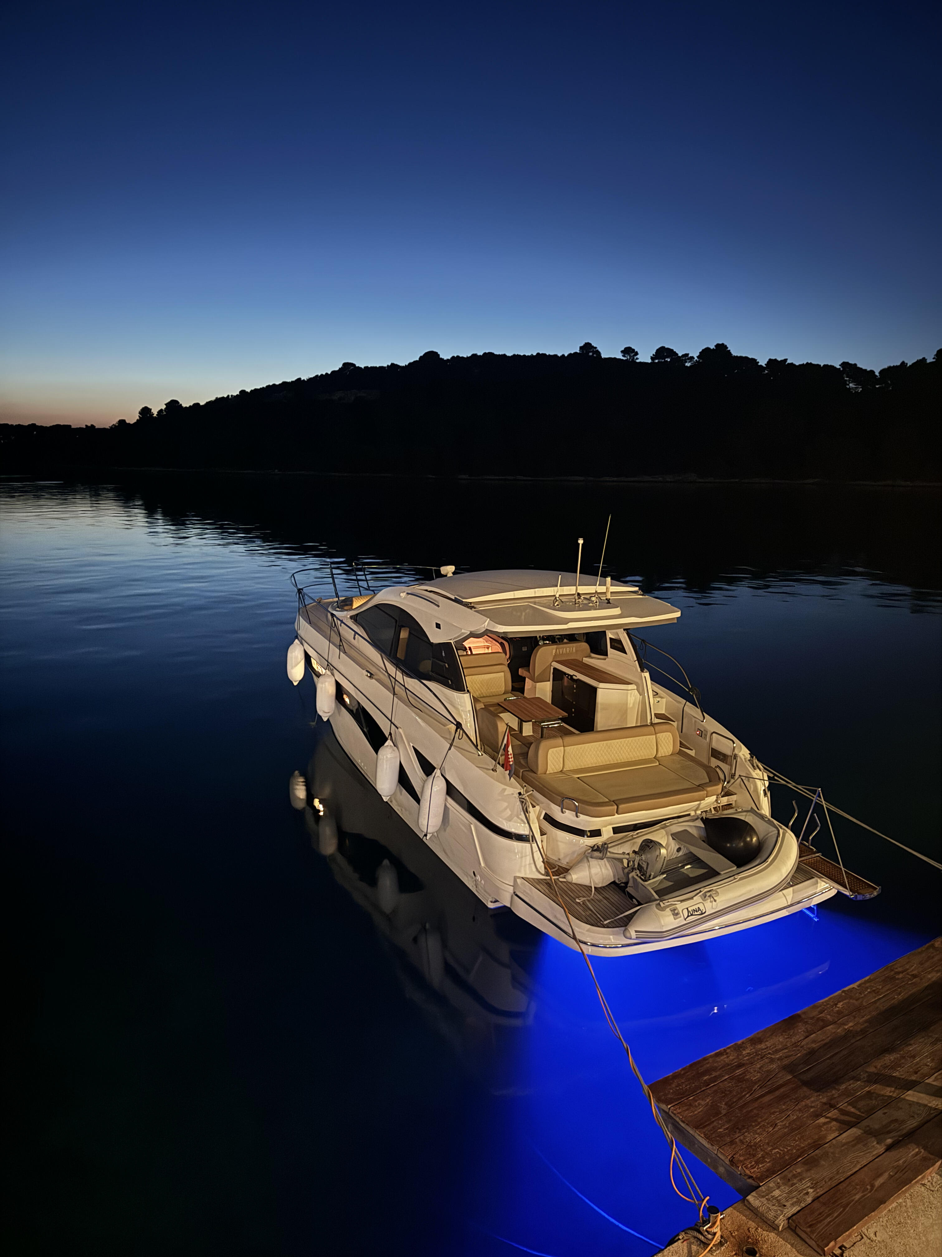 Motoryacht 