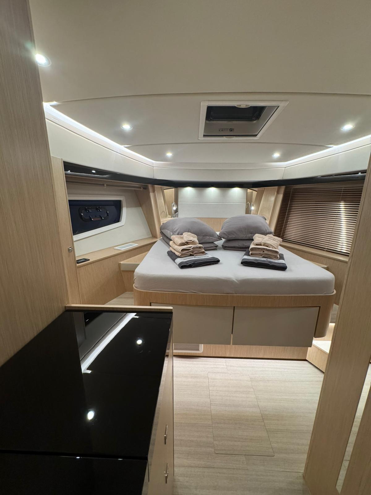 Motoryacht 