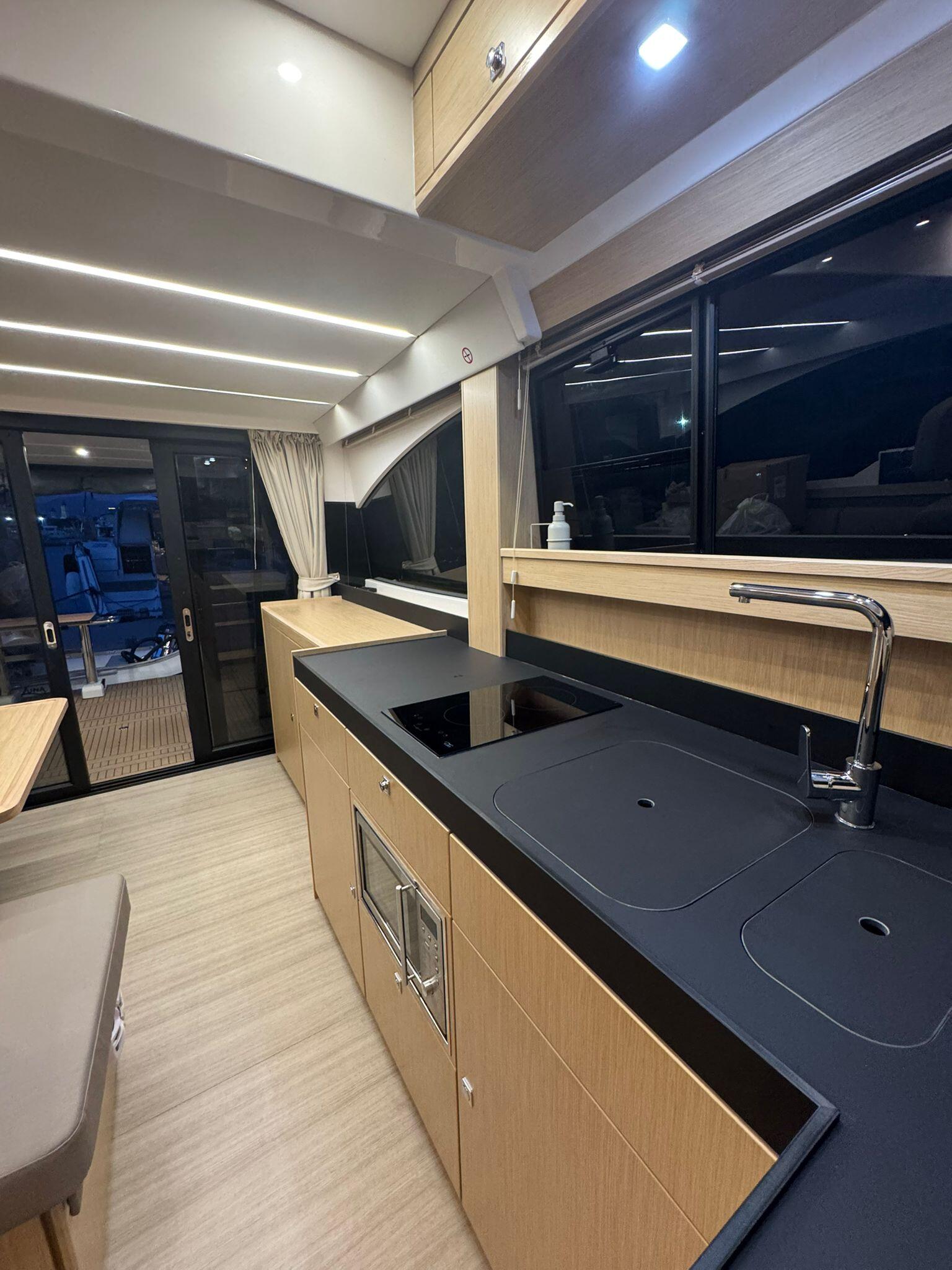 Motoryacht 