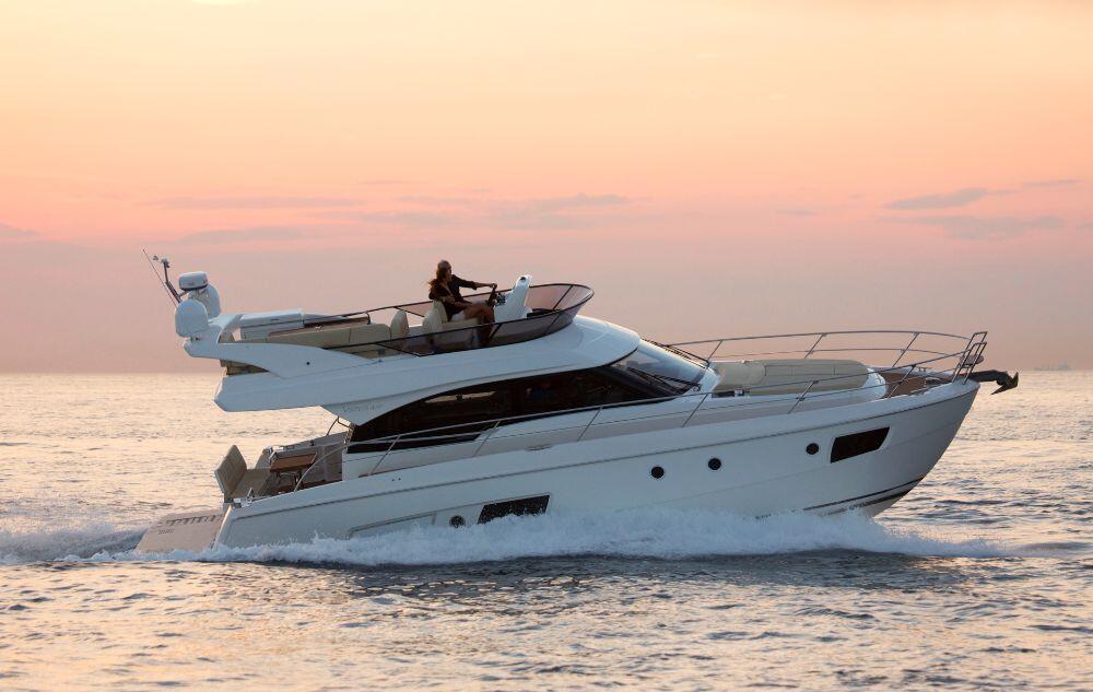 Motoryacht 
