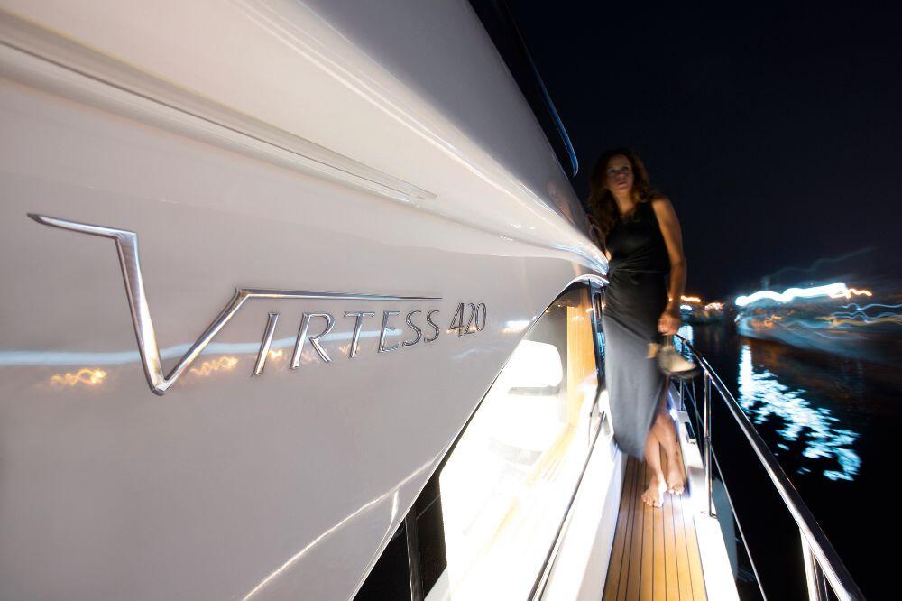 Motoryacht 
