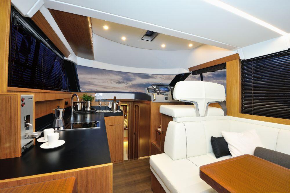 Motoryacht 