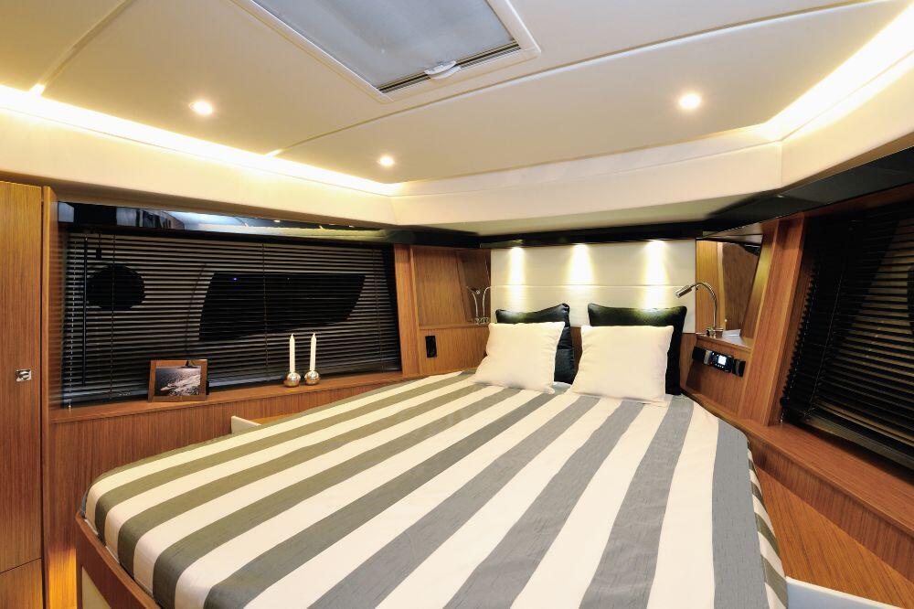 Motoryacht 