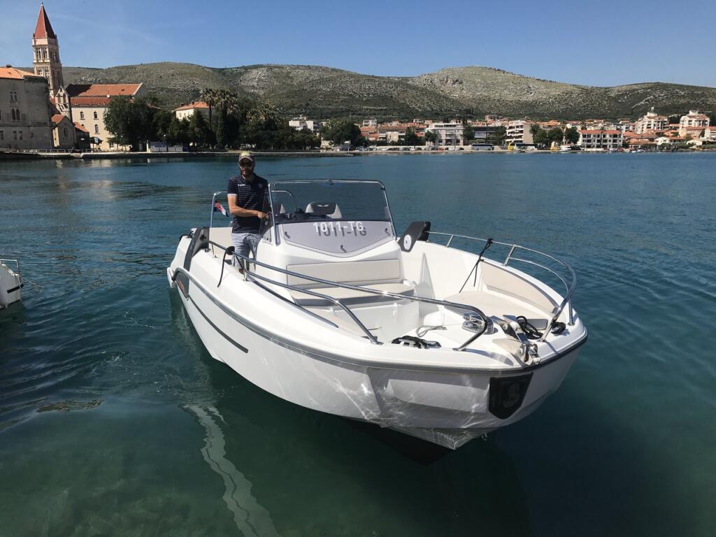 Motorboot 