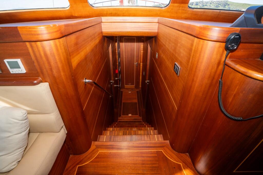 Motorsailer 