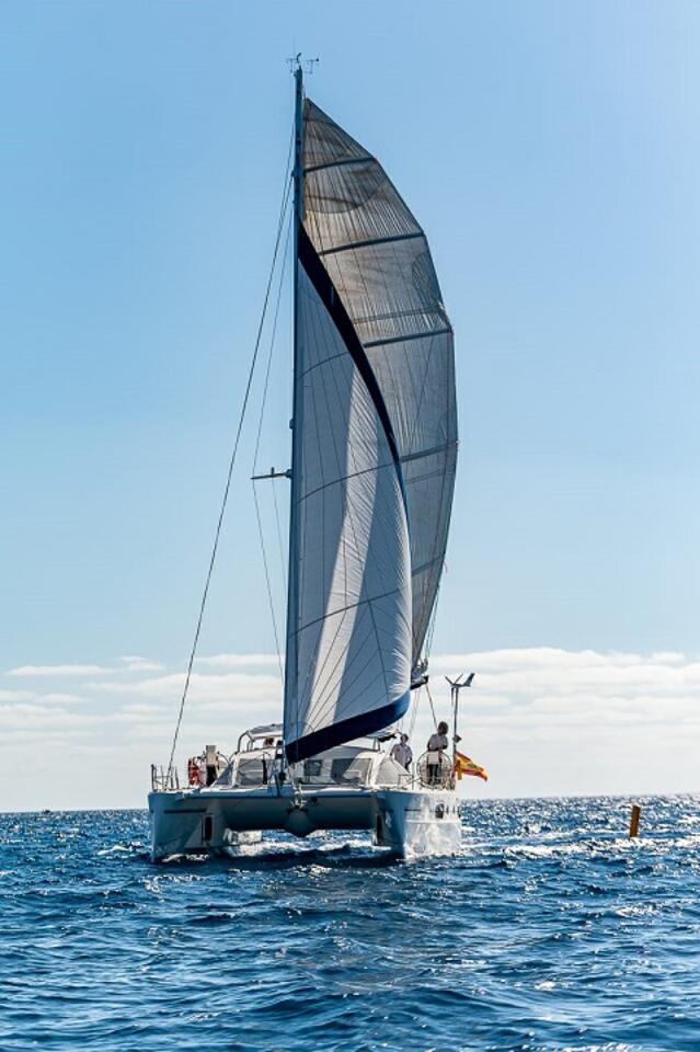 Catamaran 