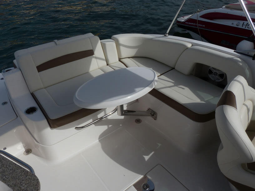 Motor boat 