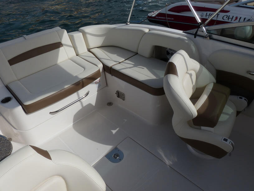 Motor boat 