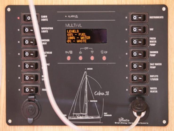 Sailing yacht 