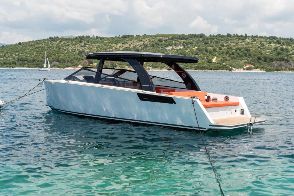 Motorboot 