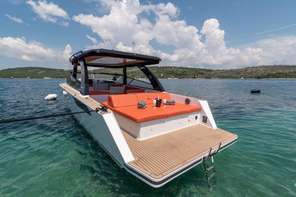 Motorboot 