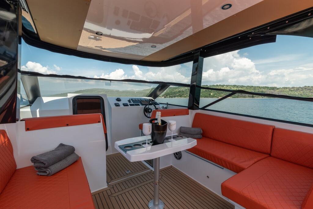 Motorboot 