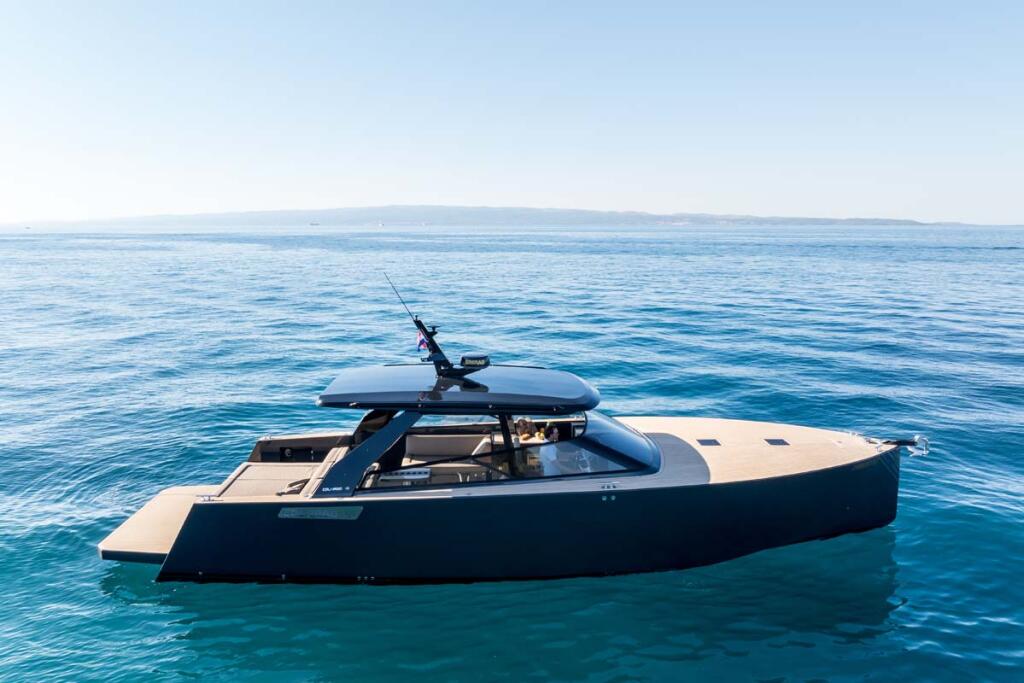 Motoryacht 