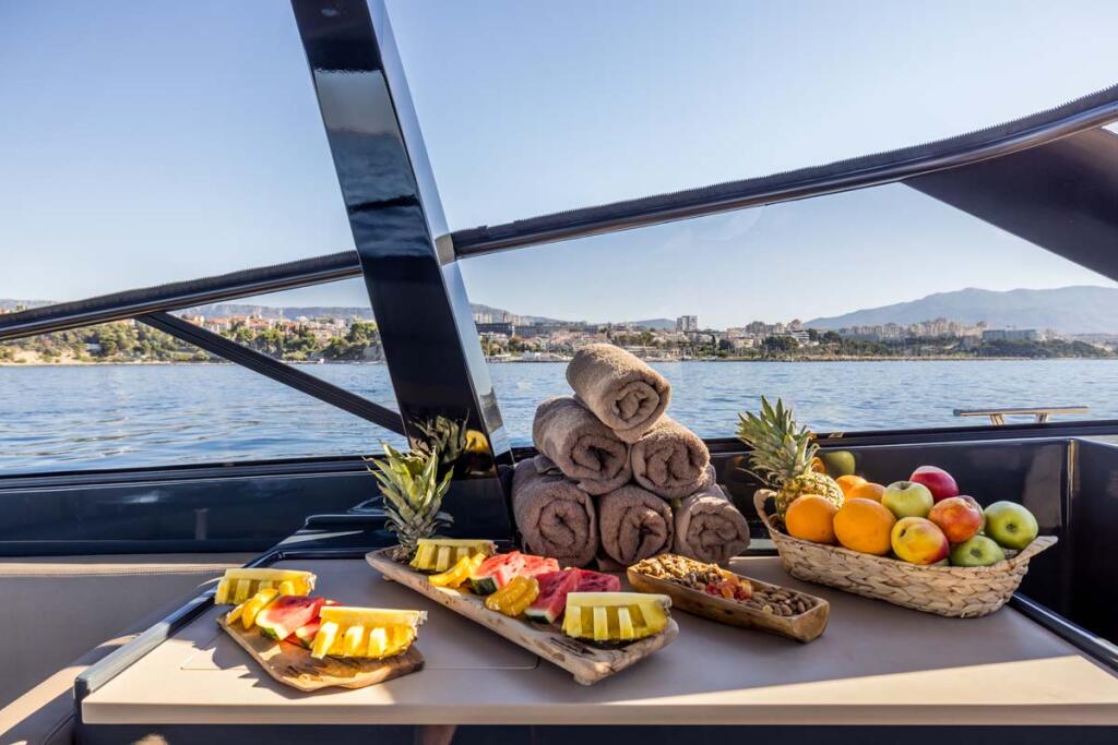Motoryacht 