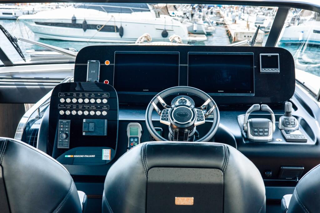 Motoryacht 