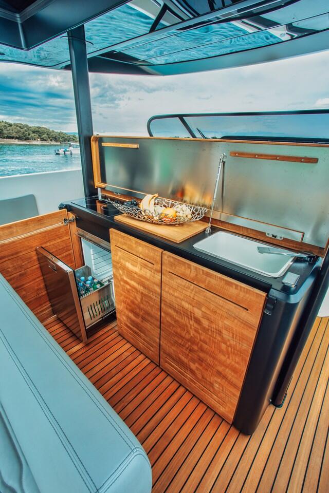 Motoryacht 