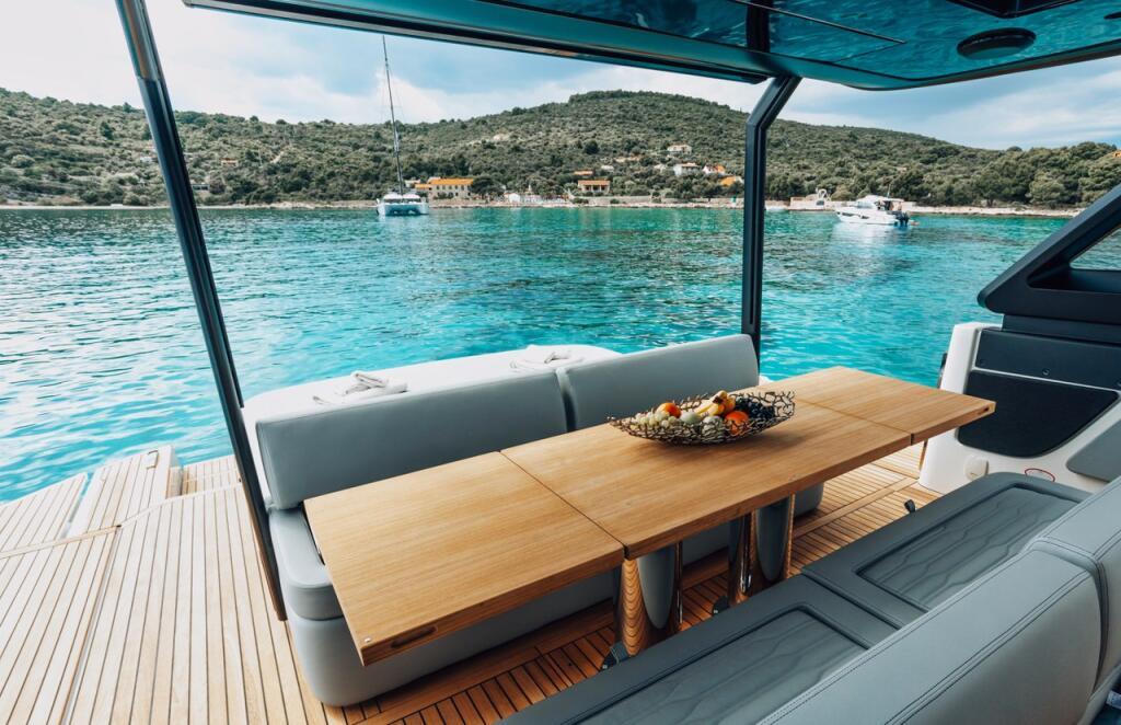 Motoryacht 