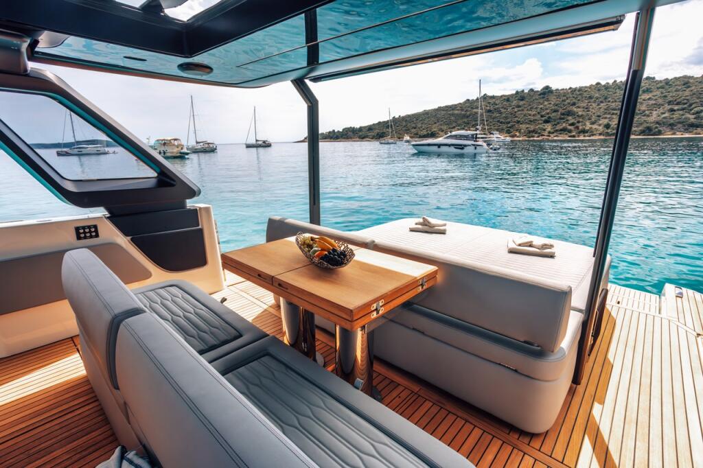Motoryacht 