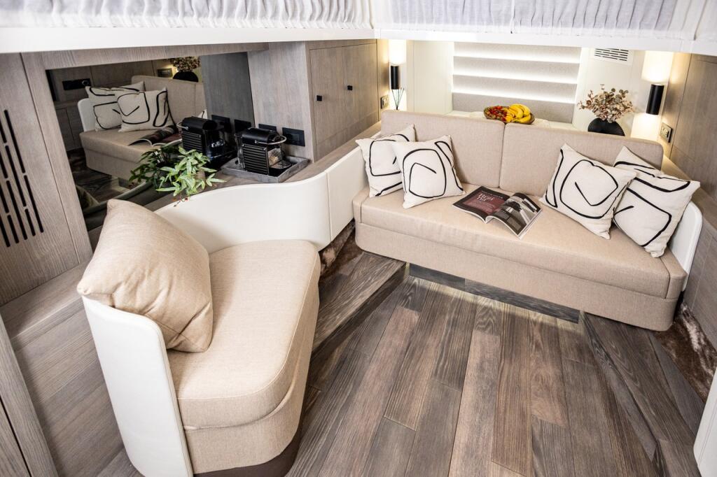 Motoryacht 