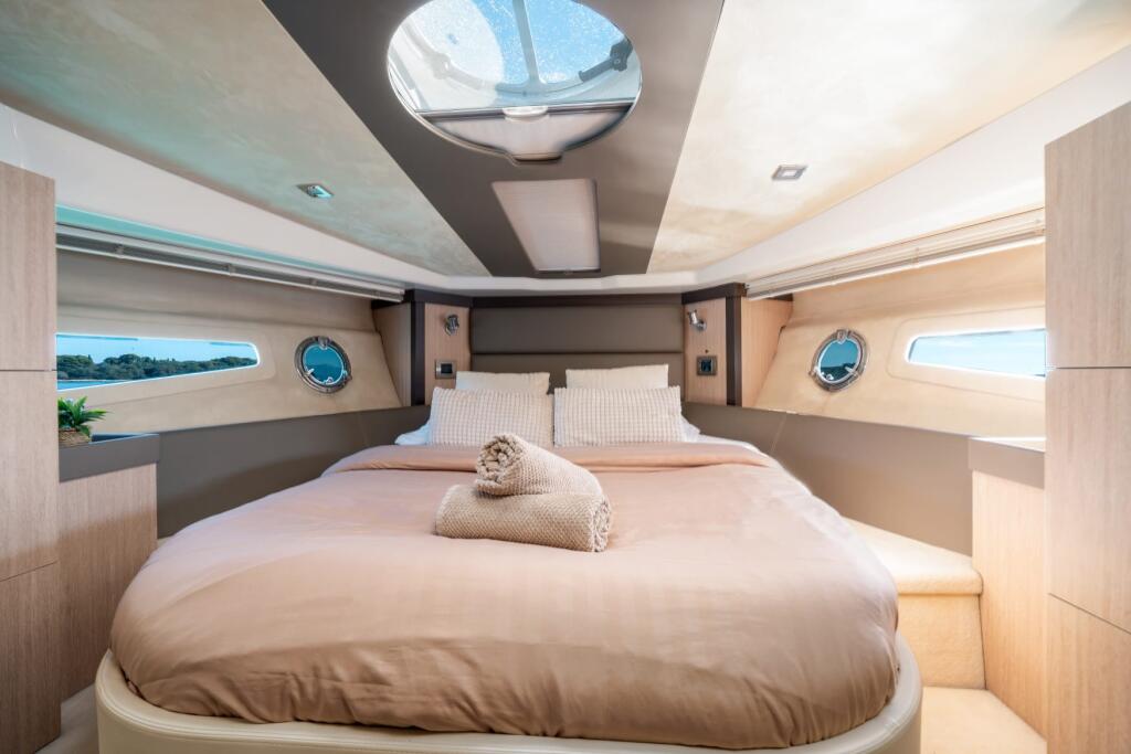 Motoryacht 