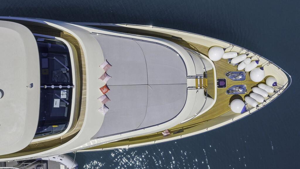 Luxury motor yacht 