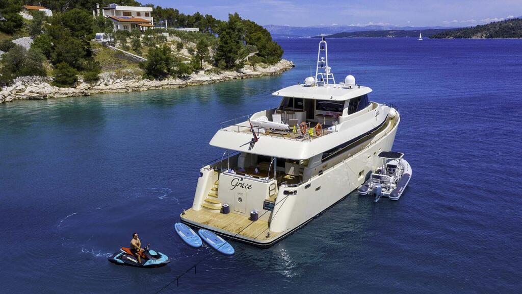 Luxury motor yacht 