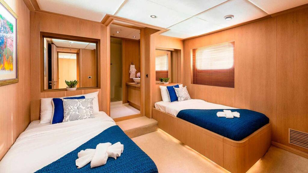 Luxury motor yacht 