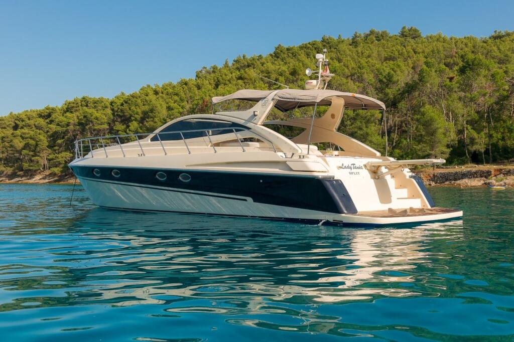Motoryacht 