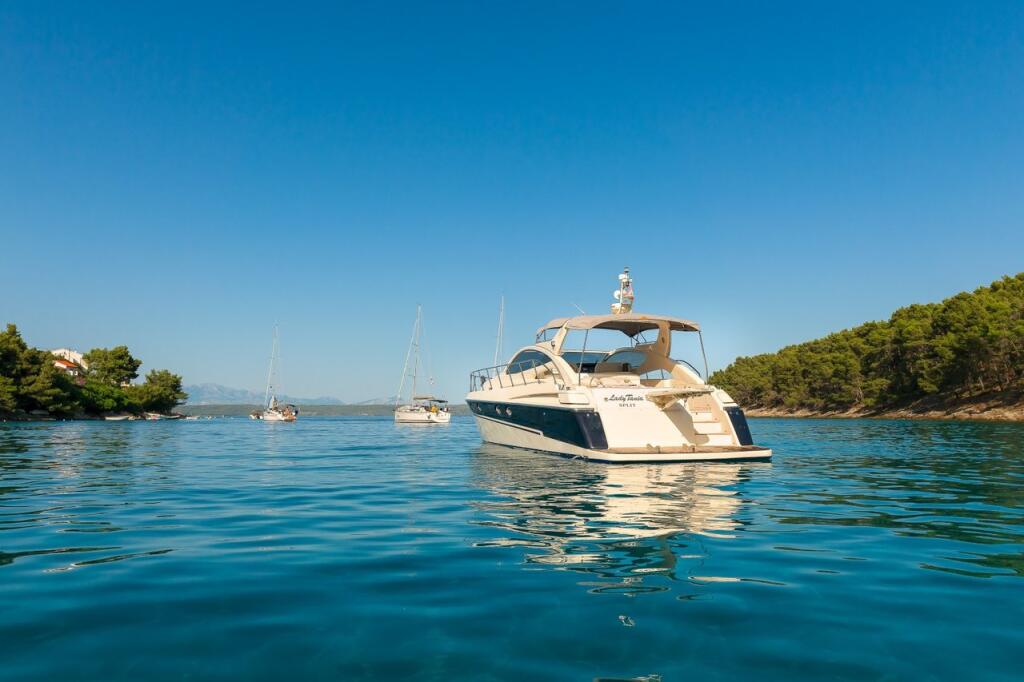 Motoryacht 