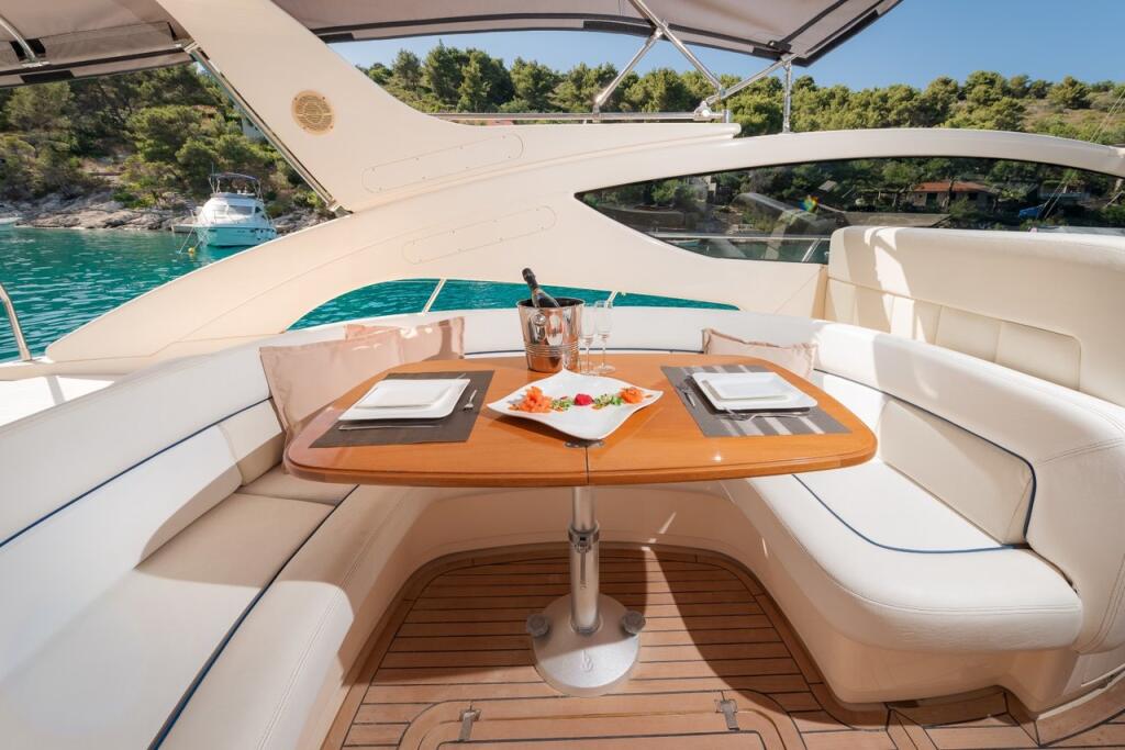 Motoryacht 