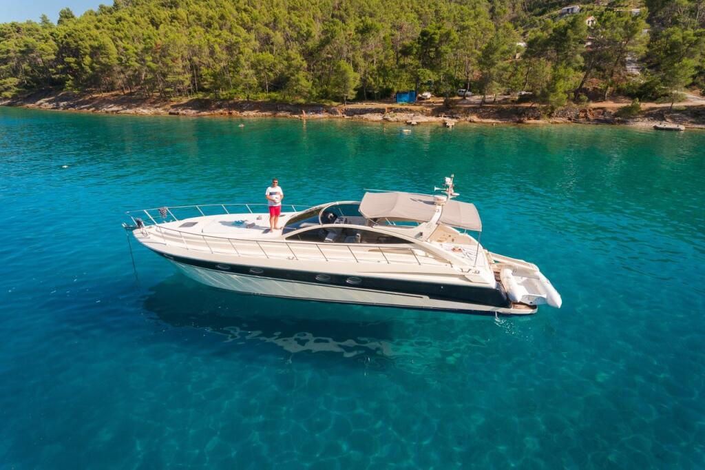 Motoryacht 
