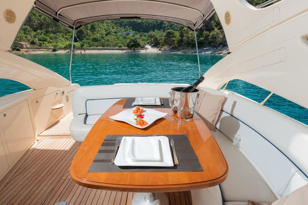 Motoryacht 