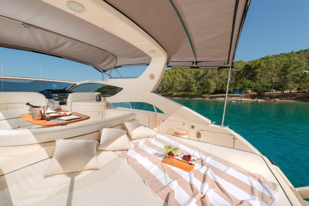 Motoryacht 