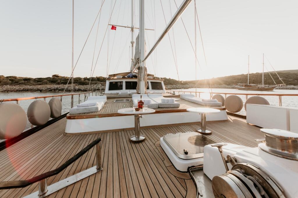 Gulet & Motor Sailer 
