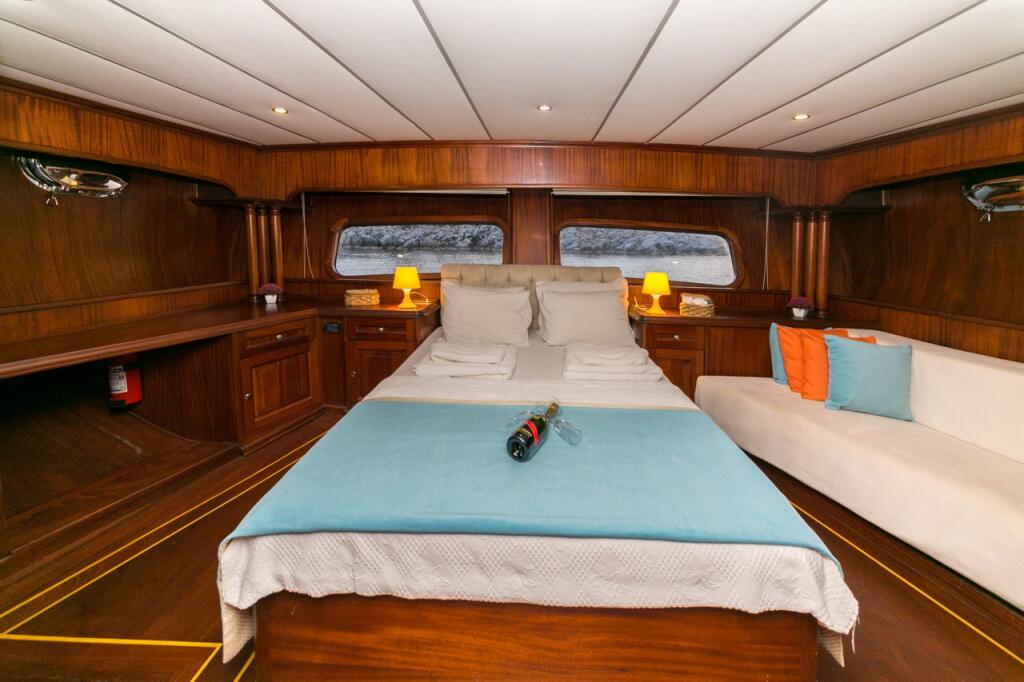 Gulet & Motor Sailer 