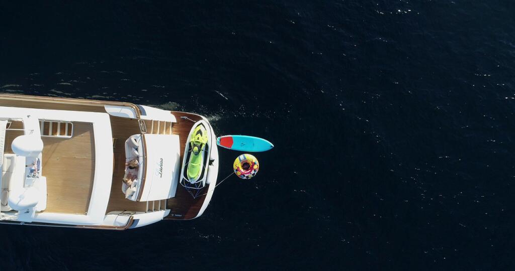 Luxury motor yacht 
