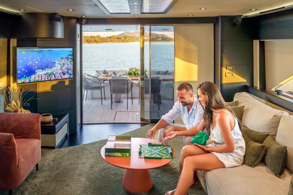 Luxury motor yacht 
