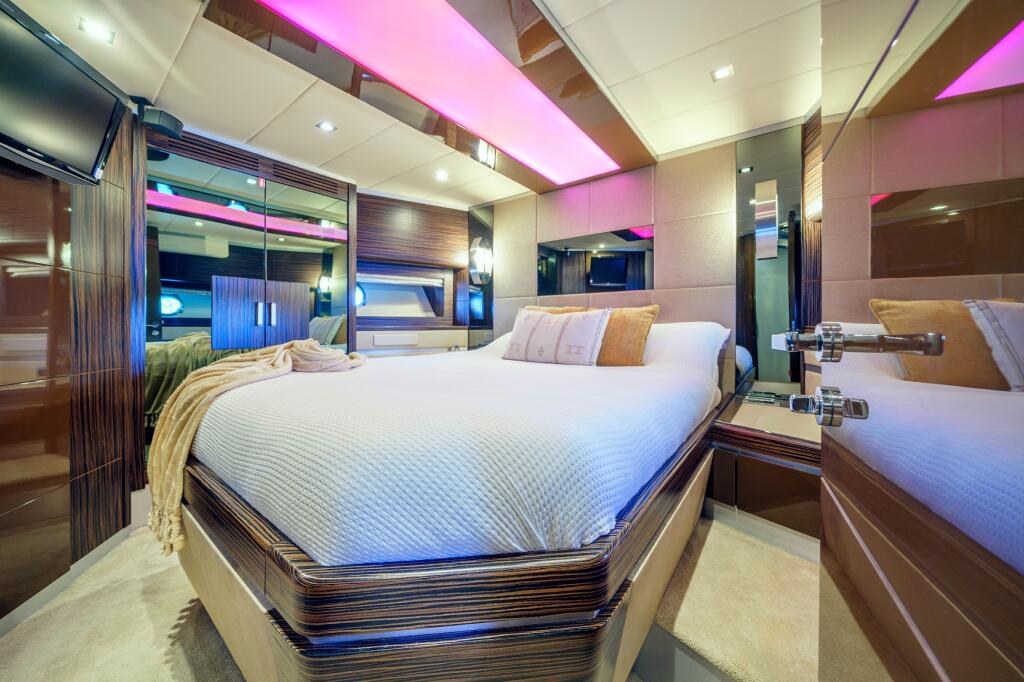 Luxury motor yacht 