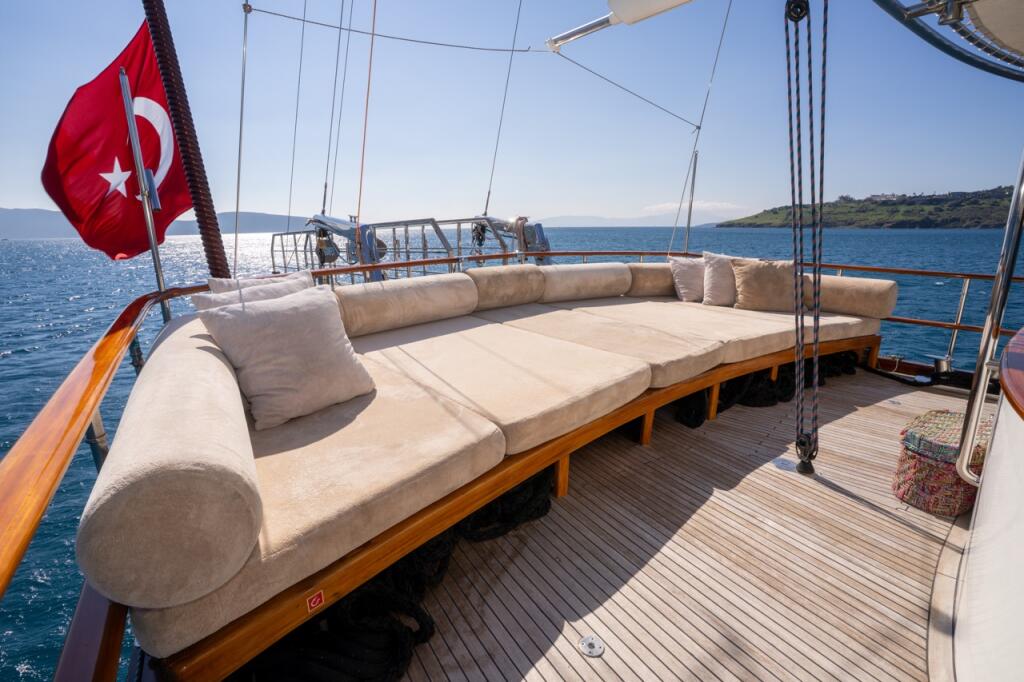 Gulet & Motor Sailer 