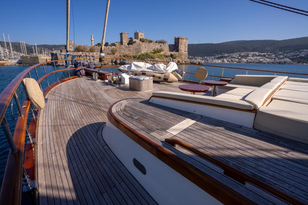 Gulet & Motor Sailer 