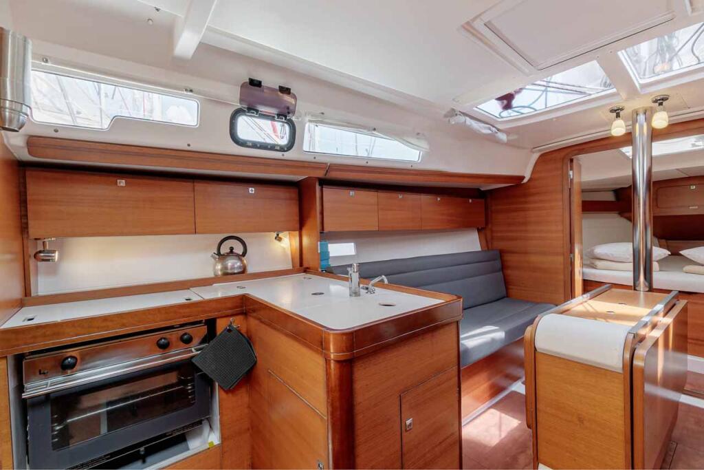 Segelyacht 