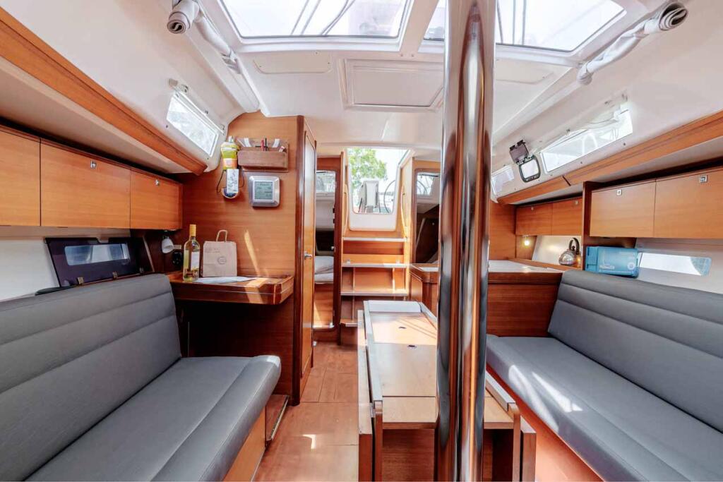 Segelyacht 