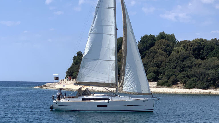 Segelyacht 
