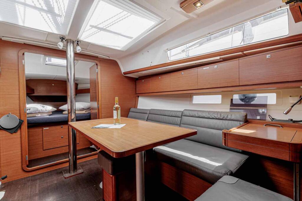 Segelyacht 