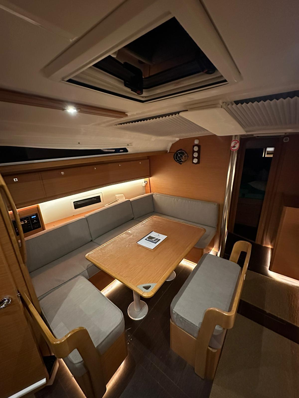 Segelyacht 