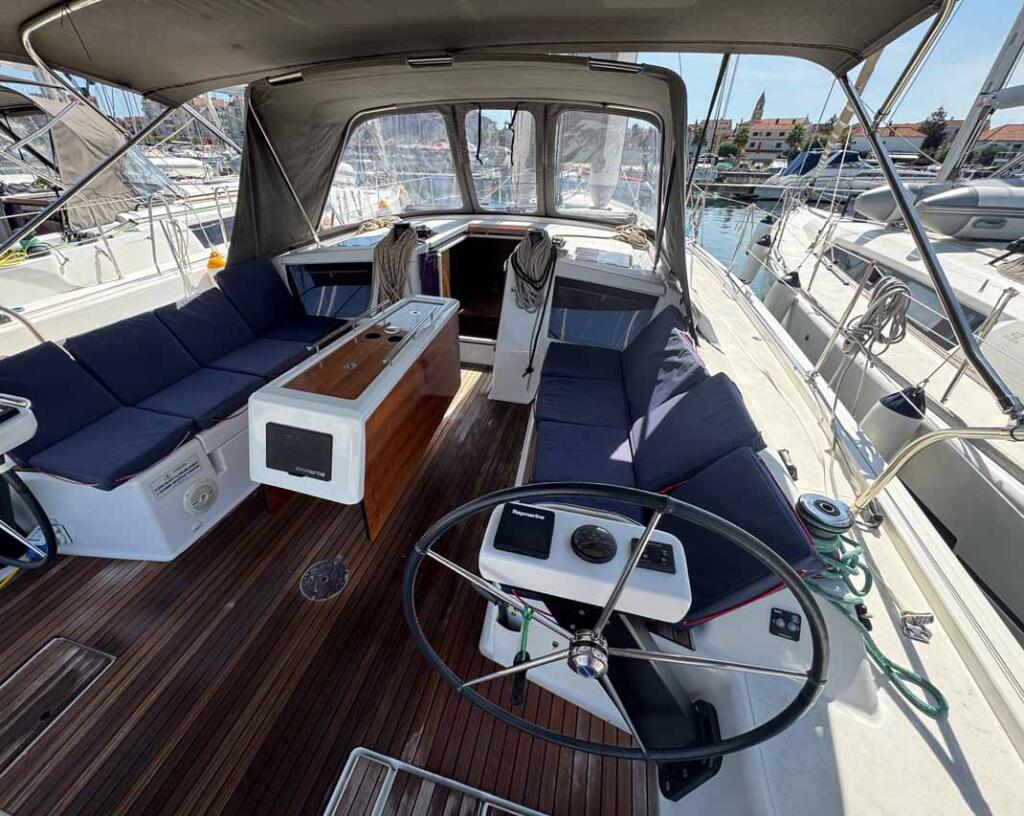 Segelyacht 